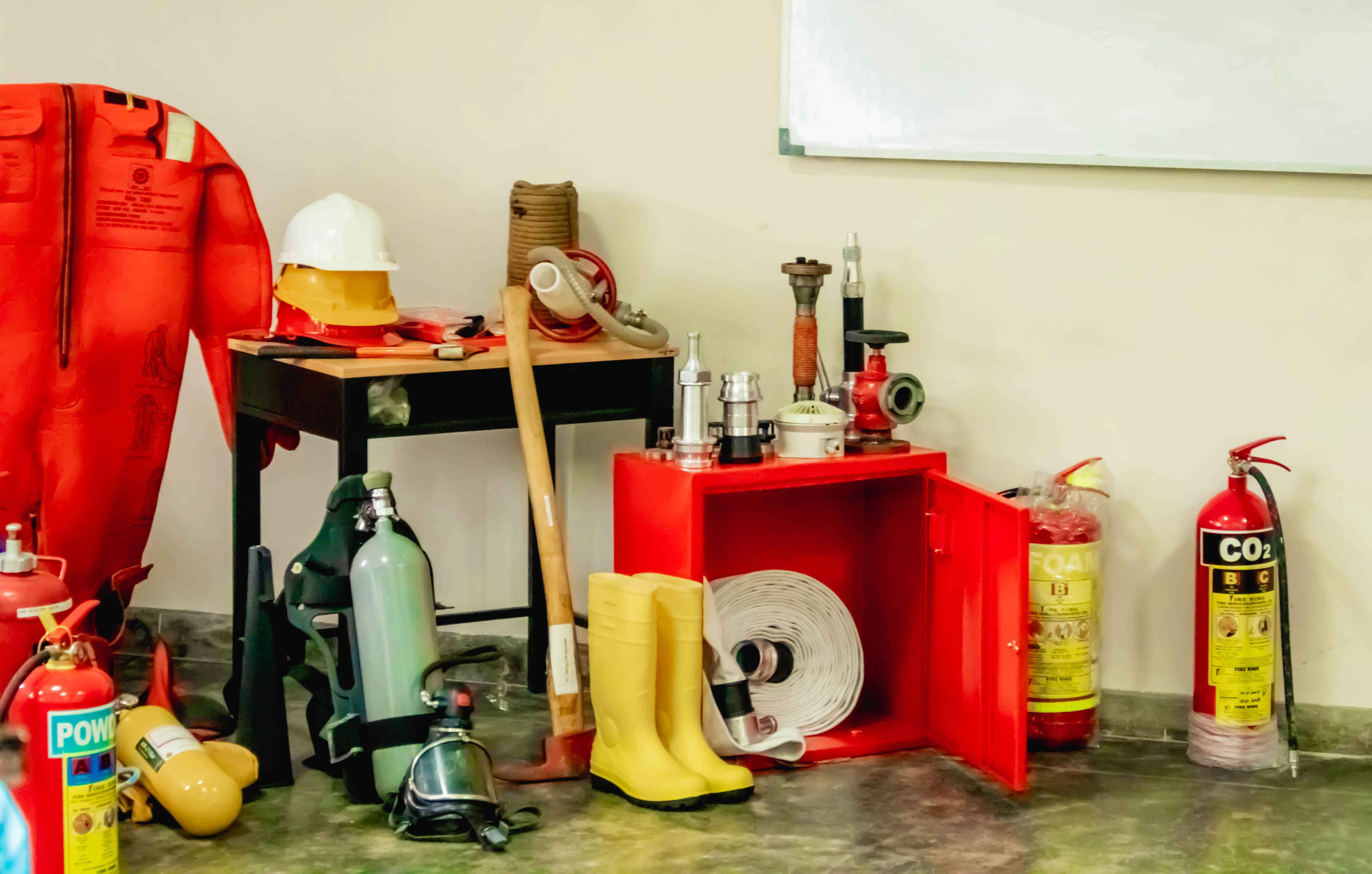 FIRE SAFETY TRAINING ITUM University of Moratuwa