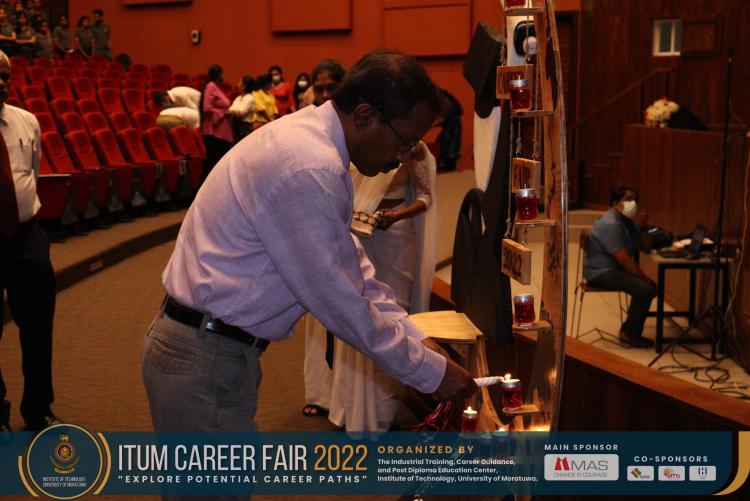 ITUM CAREER FAIR 2022 - STUDENT DEVELOPMENT PROGRAM (DAY 1 - 28TH NOVEMBER 2022)