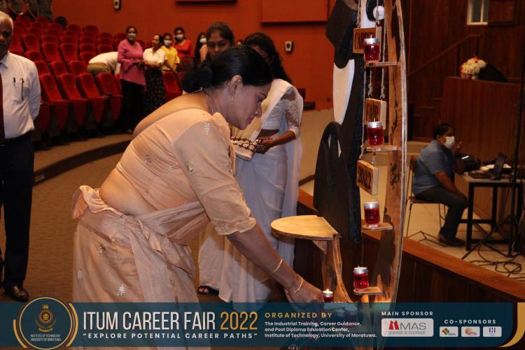 ITUM CAREER FAIR 2022 - STUDENT DEVELOPMENT PROGRAM (DAY 1 - 28TH NOVEMBER 2022)