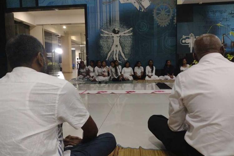 Pirith Chanting and Alms-Giving Ceremony at ITUM: A Night of Spiritual Blessings