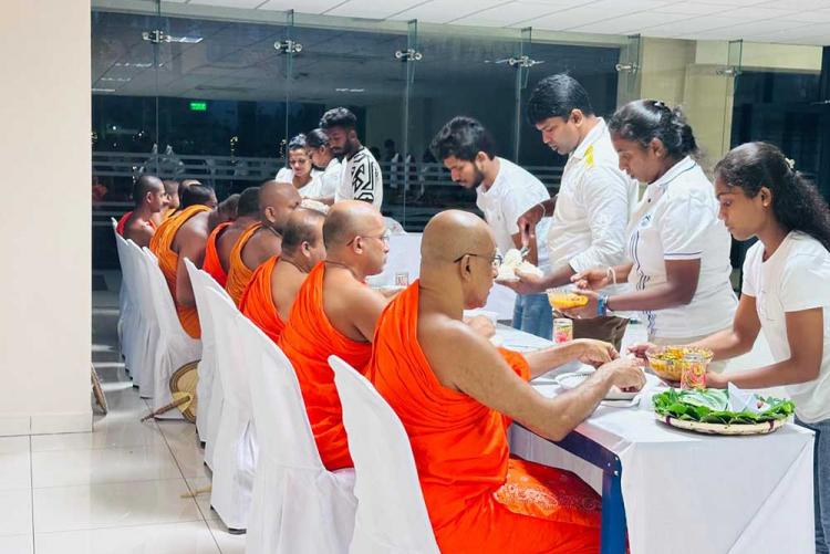 Pirith Chanting and Alms-Giving Ceremony at ITUM: A Night of Spiritual Blessings